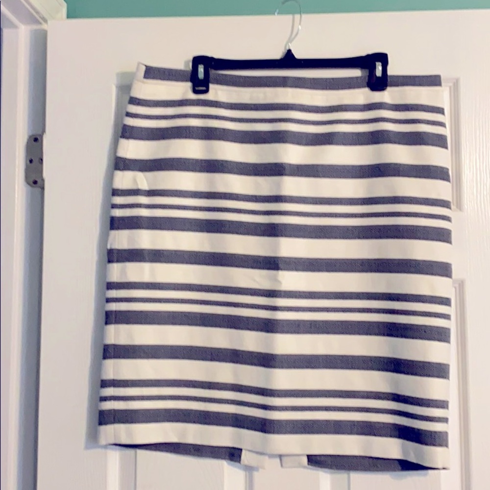 Pencil skirt